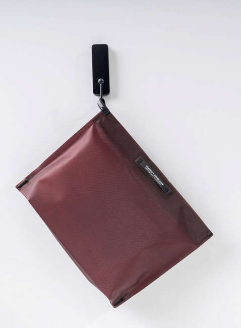 Kosmetyczka podróżna Matador FlatPak™ Waterproof Toiletry Case - garnet