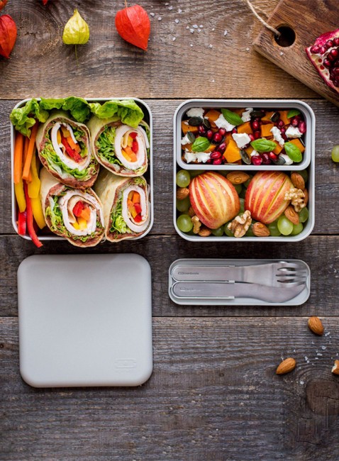 Kwadratowy pojemnik na lunch Monbento MB Square Bento Box - grey coton