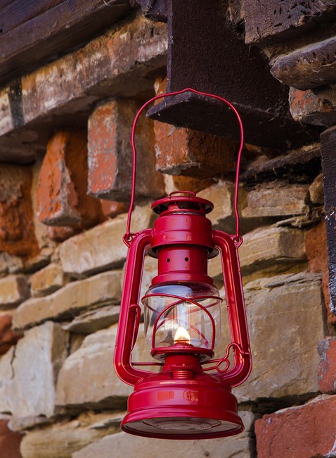 Lampa naftowa Feuerhand Hurricane Lantern 276 - ruby red