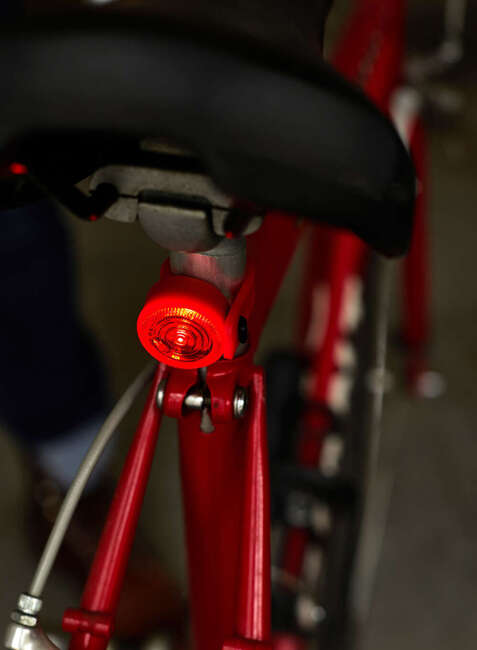 Lampki rowerowe Gentlemen's Hardware Mini Twin Bicycle Lights - red / black