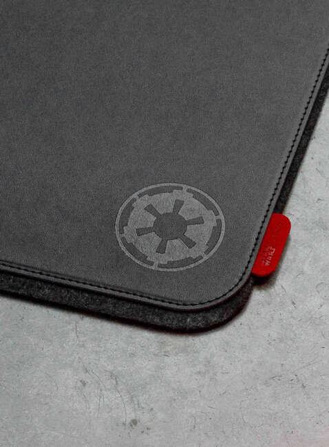 Mata na biurko Orbitkey Star Wars™ Medium Desk Mat - Darth Vader™