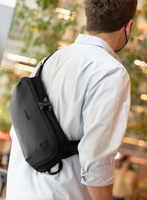 Nerka saszetka biodrowa Pacsafe Metrosafe X Urban Sling - black