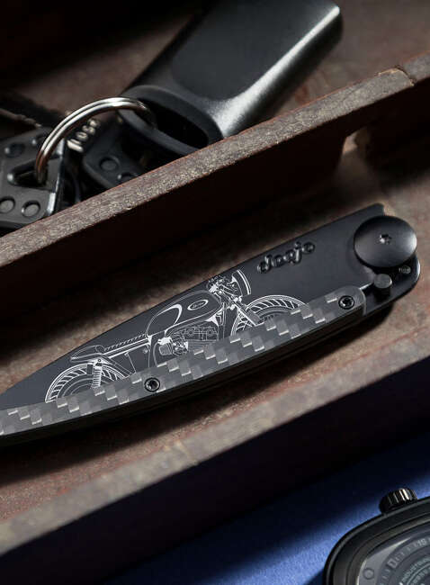 Nóż składany Deejo Pocket Knife Carbon Fiber - cafe racer