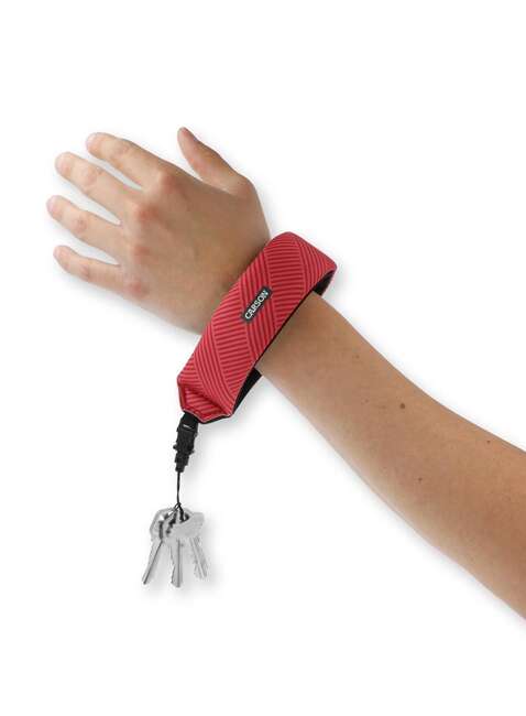 Opaska na nadgarstek Carson Floating Wrist Strap - crimson