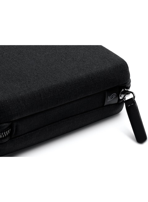 Organizer etui na elektronikę Bellroy Tech Kit Compact - black