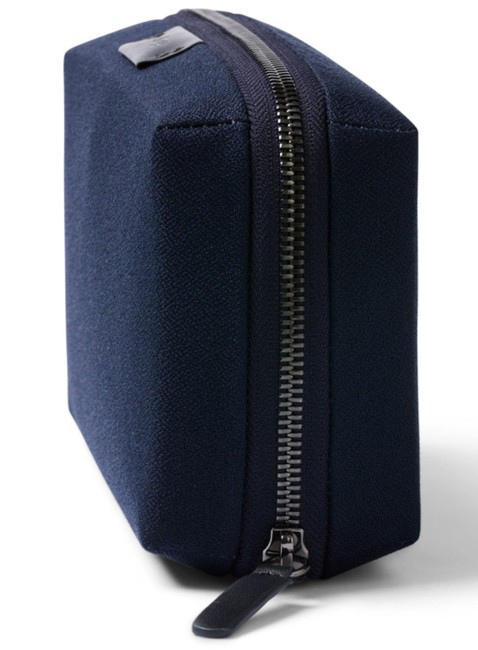 Organizer etui na elektronikę Bellroy Tech Kit - navy