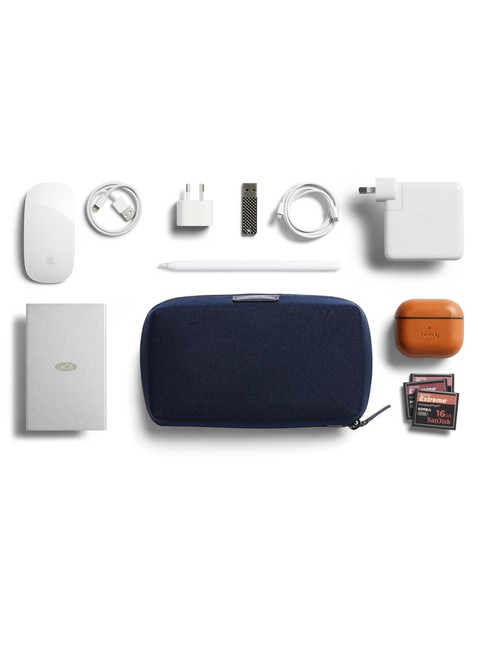 Organizer etui na elektronikę Bellroy Tech Kit - navy