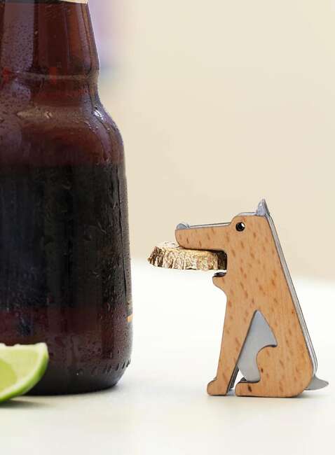 Otwieracz do butelek pies Kikkerland Bottle Opener - fetch!