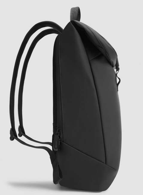 Plecak antykradzieżowy XD Design Urban Flap-top Backpack - black