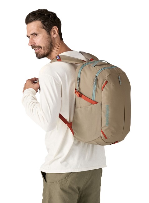 Plecak miejski Patagonia Refugio Day Pack 26 l - seabird grey