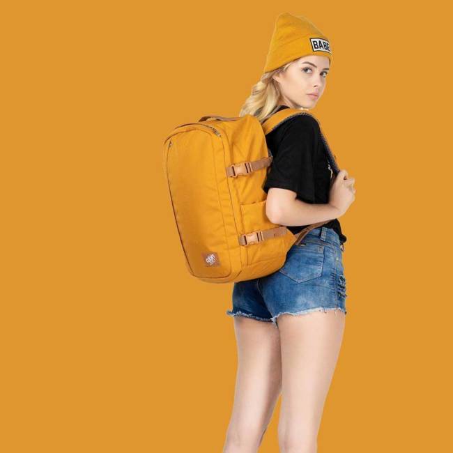 Plecak podręczny na laptopa CabinZero Classic Plus 32 l - orange chill