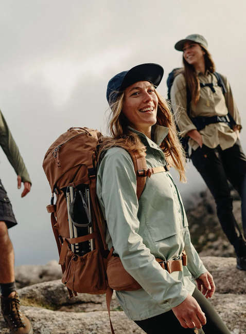 Plecak trekkingowy Fjallraven Kajka 35 M/L - khaki dust 