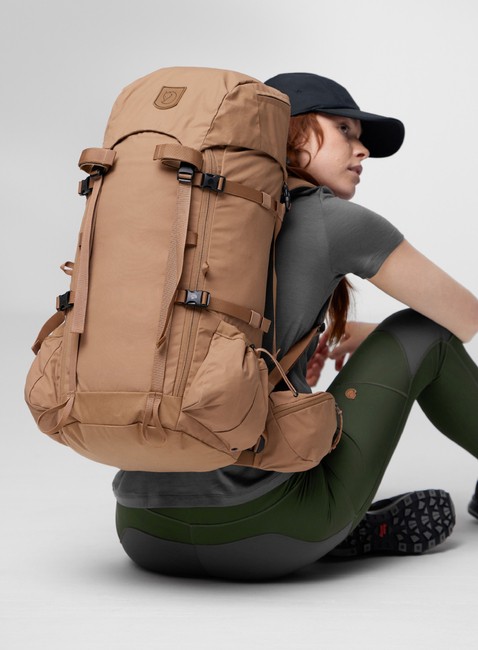 Plecak trekkingowy Fjallraven Kajka 35 S/M - khaki dust