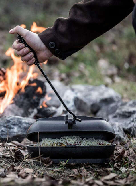 Podnośnik pokrywki  garnka żeliwnego Petromax Lid Lifter - black