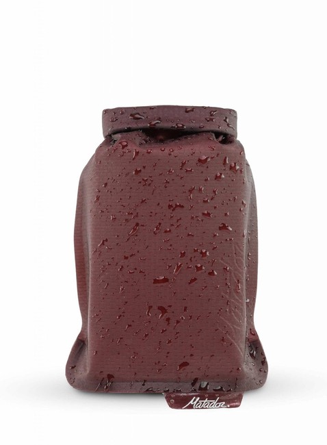 Podróżne etui na mydło w kostce Matador FlatPak™ Soap Bar - garnet