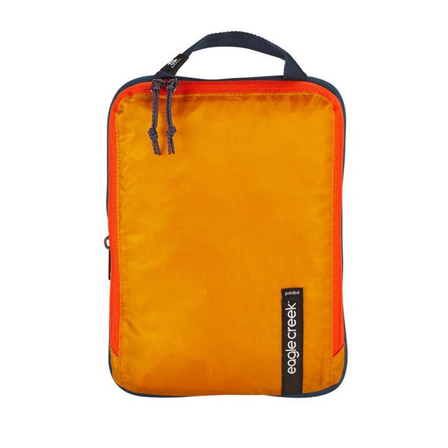 Pokrowiec kompresyjny na odzież Eagle Creek Pack It Isolate Compression Cube S - sahara yellow