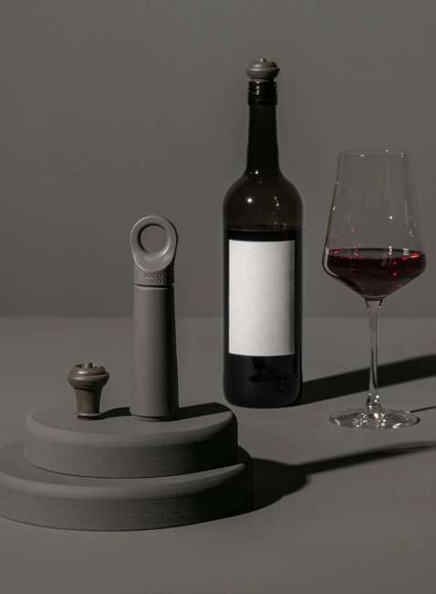 Pompka próżniowa + korek Vacu Vin Loop Wine Saver - graphite