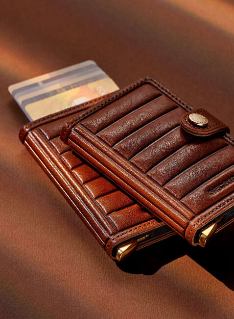 Portfel RFID Secrid Premium Miniwallet Emboss Lines - cognac