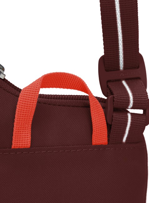 Saszetka antykradzieżowa na dokumenty Pacsafe Go Tech Crossbody - garnet red