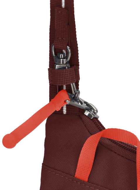 Saszetka antykradzieżowa na dokumenty Pacsafe Go Tech Crossbody - garnet red