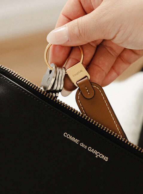 Skórzany organizer na klucze Orbitkey Loop Keychain - caramel