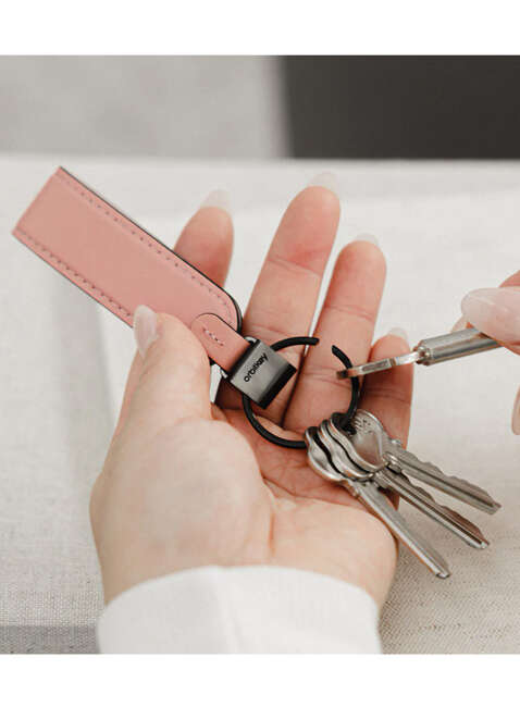 Skórzany organizer na klucze Orbitkey Loop Keychain - cotton candy