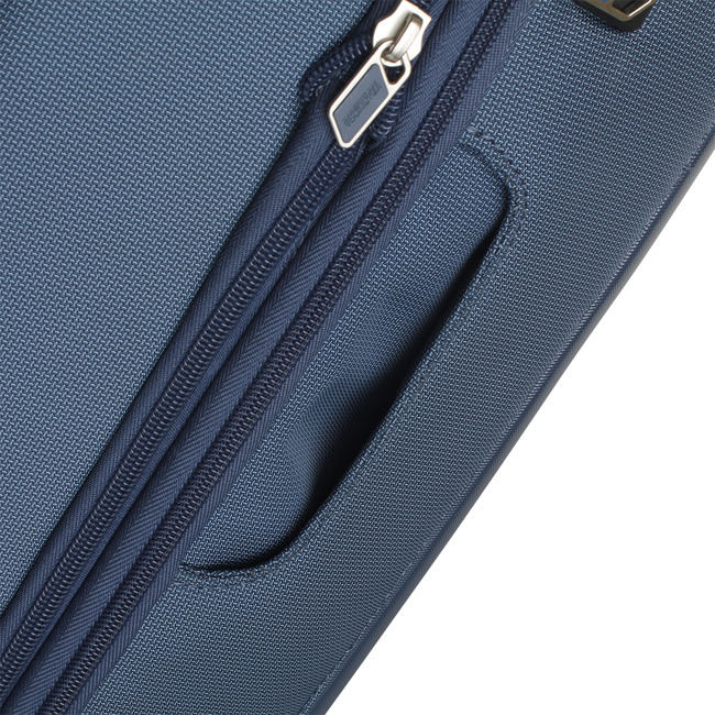 Średnia walizka American Tourister Skyglider - city blue
