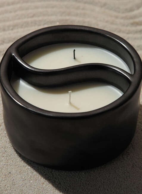 Świeca ceramiczna Paddywax Yin-Yang 311 g Palo Santo + Cade - black