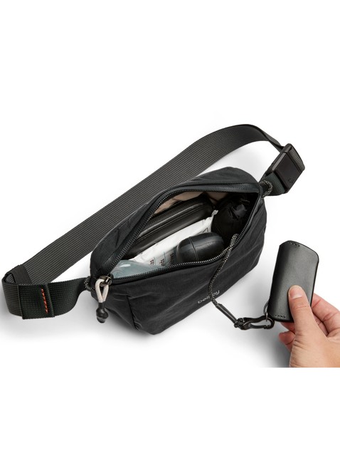 Torba biodrowa Bellroy Lite Belt Bag 1,8 l - black