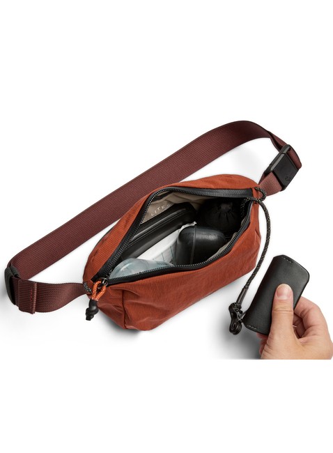 Torba biodrowa Bellroy Lite Belt Bag 1,8 l - clay