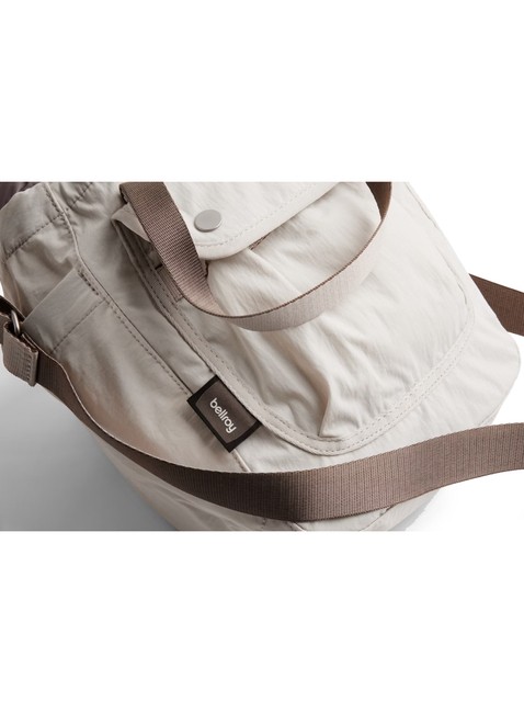 Torba na ramię Bellroy Cinch Bucket Bag - oat