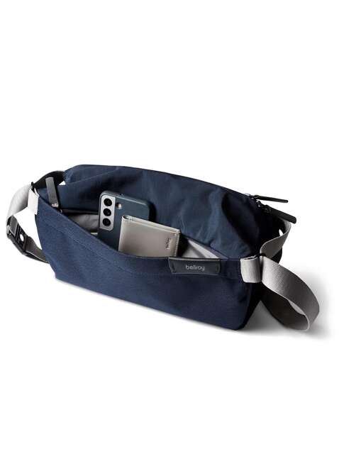 Torba na ramię crossbody Bellroy Sling 7 l - navy