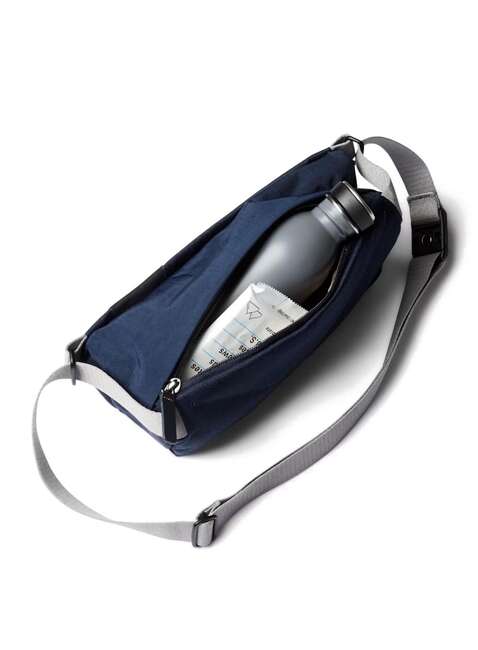 Torba na ramię crossbody Bellroy Sling Mini 4 l - navy