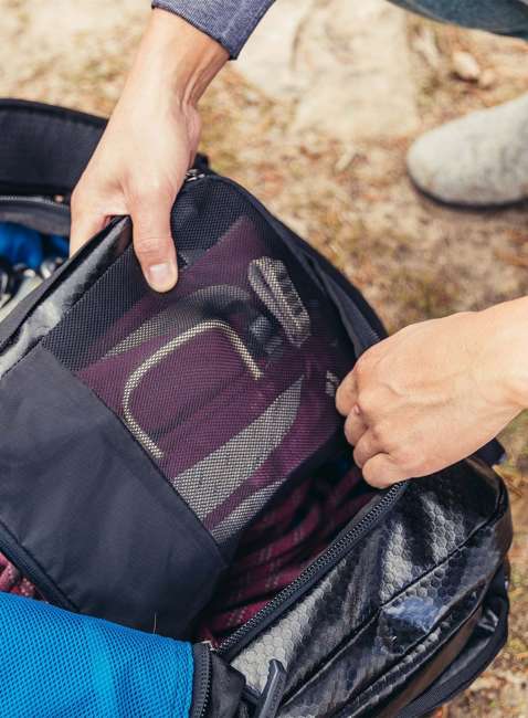 Torba podróżna Gregory Alpaca 40 Duffle Bag- obsidian black