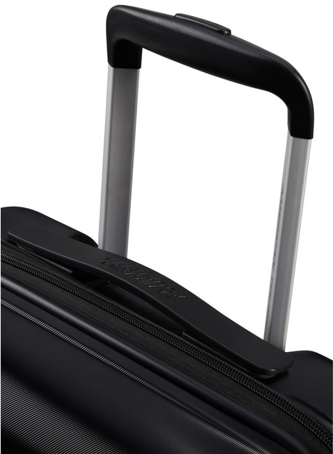 Walizka kabinowa American Tourister Flashline - shadow black