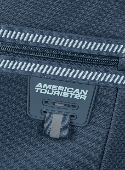 Walizka średnia American Tourister AeroSpin EXP - indigo