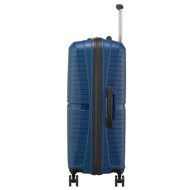 Walizka średnia American Tourister Airconic - midnight navy