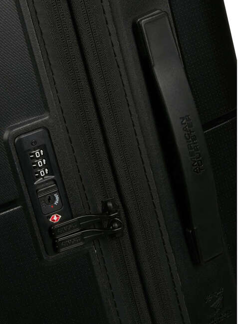 Walizka średnia American Tourister DashPop EXP - true black