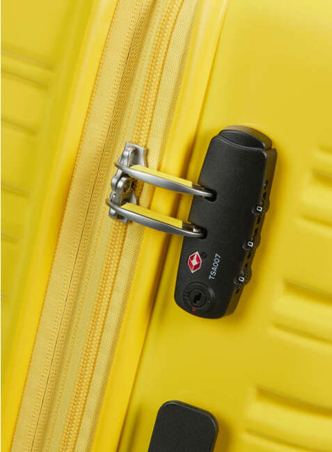 Walizka średnia American Tourister Flashline - lemon yellow