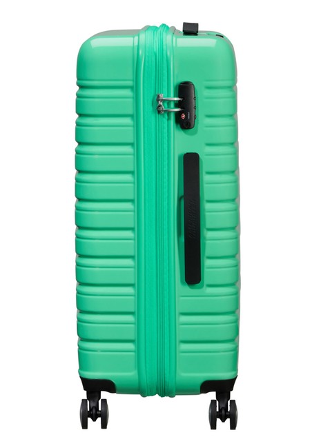 Walizka średnia American Tourister Flashline - light green