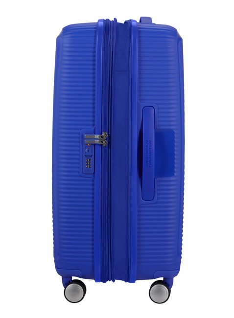 Walizka średnia American Tourister Soundbox EXP - cobalt blue