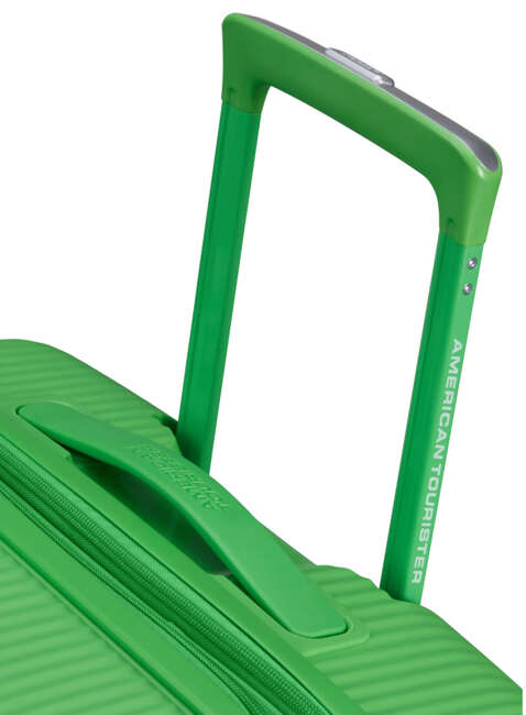 Walizka średnia American Tourister Soundbox EXP - grass green