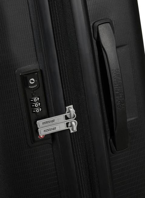 Walizka średnia poszerzana American Tourister AeroStep - black